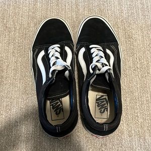 Black low rise vans